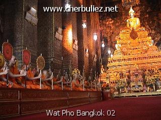 légende: Wat Pho Bangkok 02
qualityCode=raw
sizeCode=half

Données de l'image originale:
Taille originale: 188911 bytes
Temps d'exposition: 1/50 s
Diaph: f/180/100
Heure de prise de vue: 2002:10:25 13:37:01
Flash: non
Focale: 42/10 mm
